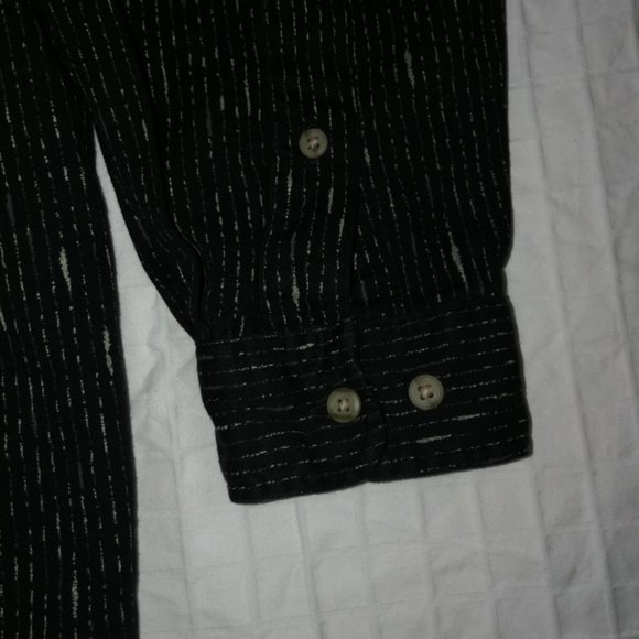 Midwest Garment men's casual long sleeve button down shirt - Picture 3 of 4